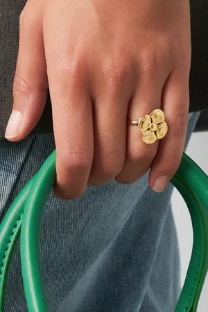 ring luxe clover -ring