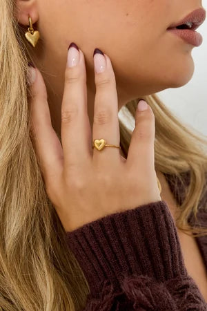 simple little heart ring